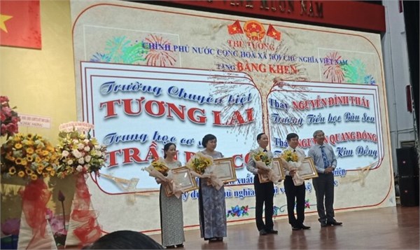 ẢNH LỄ 20/11